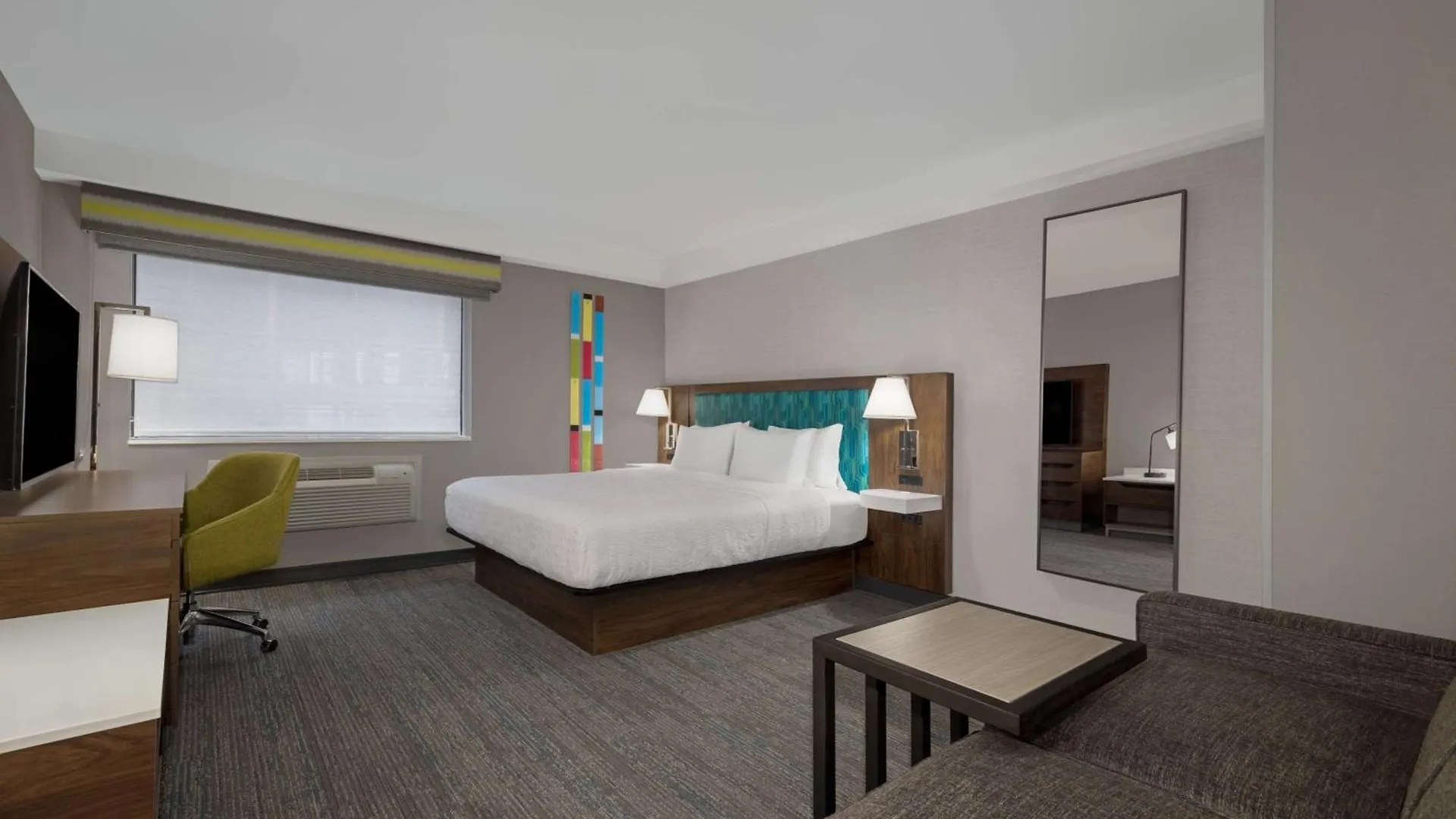 Hampton Inn & Suites By Hilton Toronto Downtown מלון